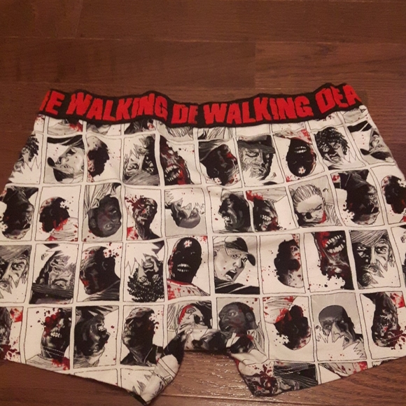 🛍️ NWOT walking dead boxer shorts - Picture 3 of 3